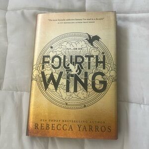 Fourth Wing Sprayed Edges